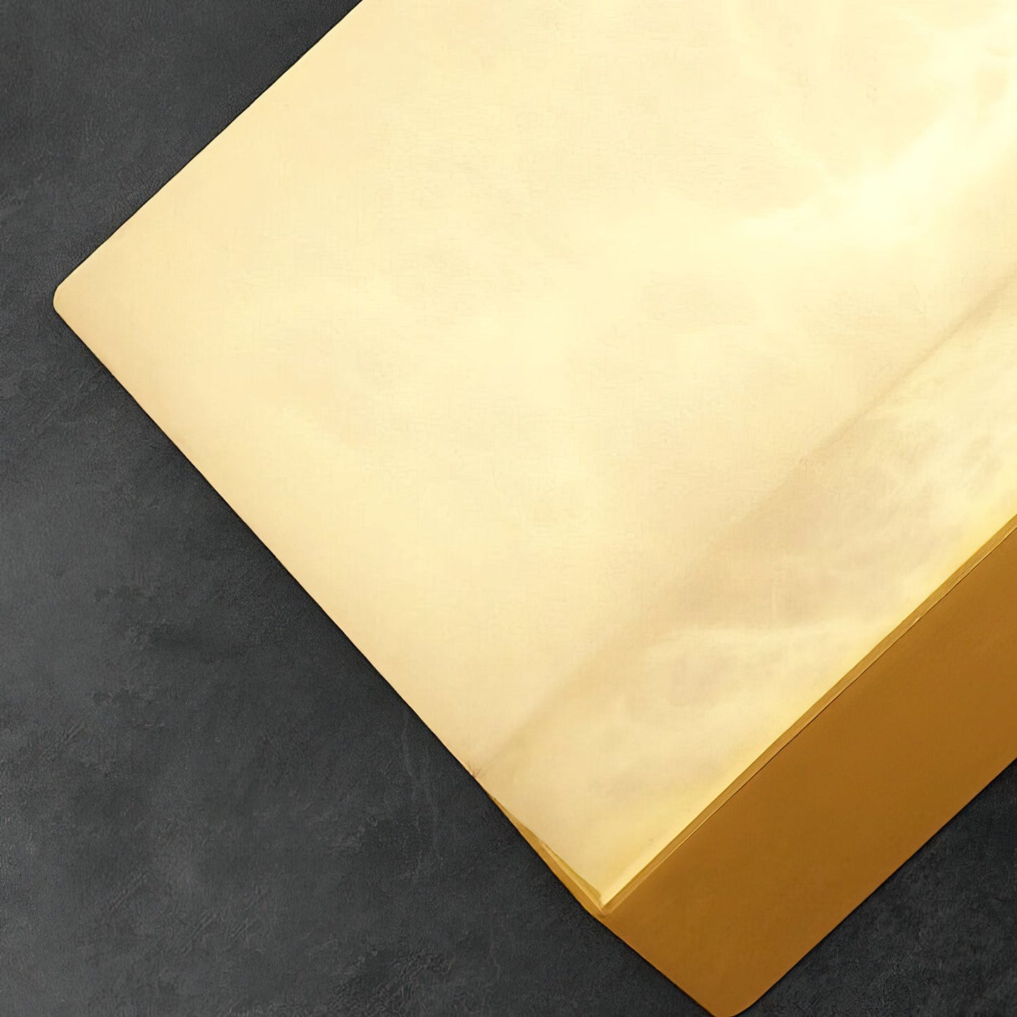 RoyaleGlow Modern Alabaster Wall Sconce - Elegant Geometric Lighting