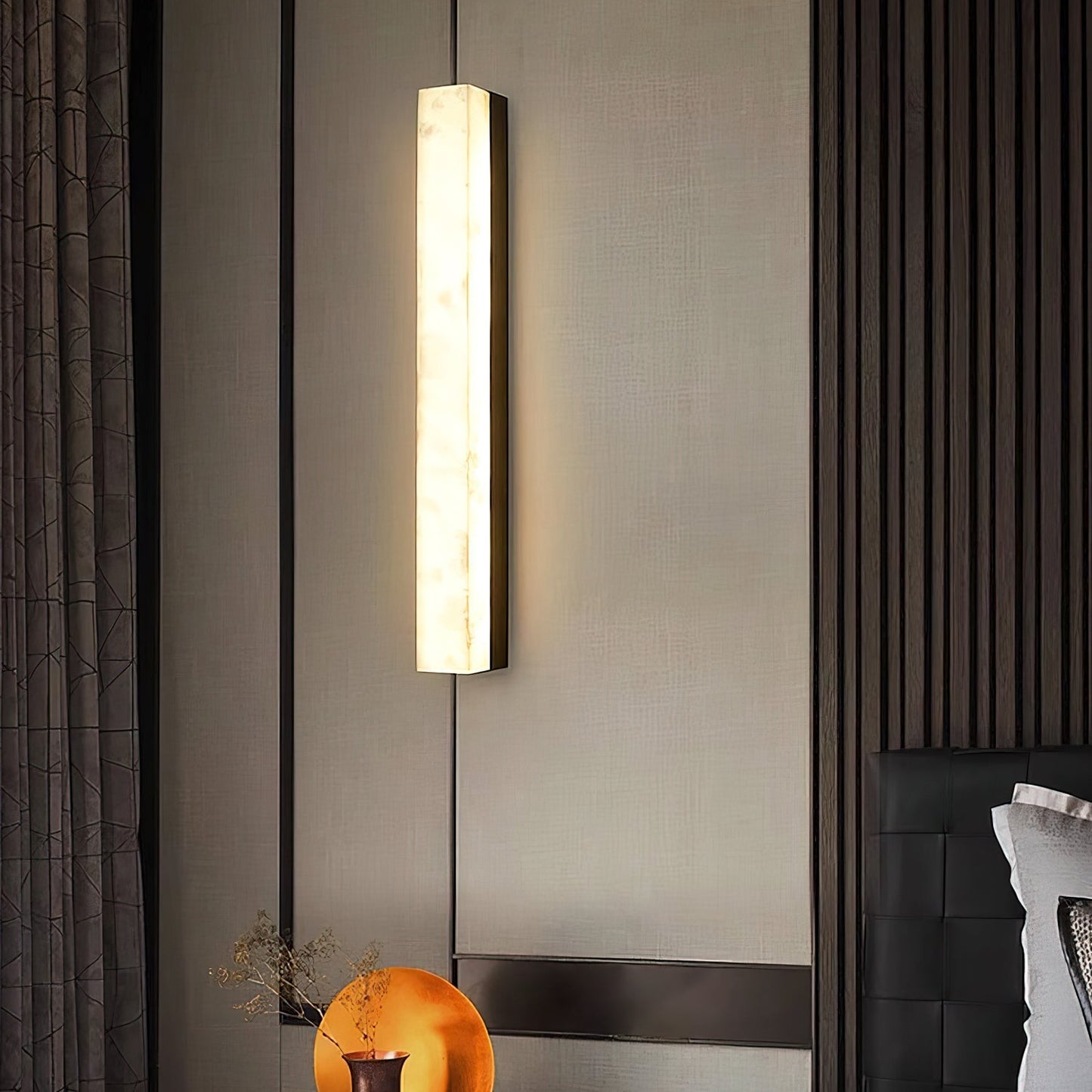 RoyaleGlow Modern Alabaster Wall Sconce - Elegant Geometric Lighting
