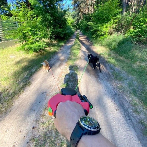 Furora Dual Dog Leash with Flashlight & Waste Bag Holder – Tangle-Free Walking for Two Dogs