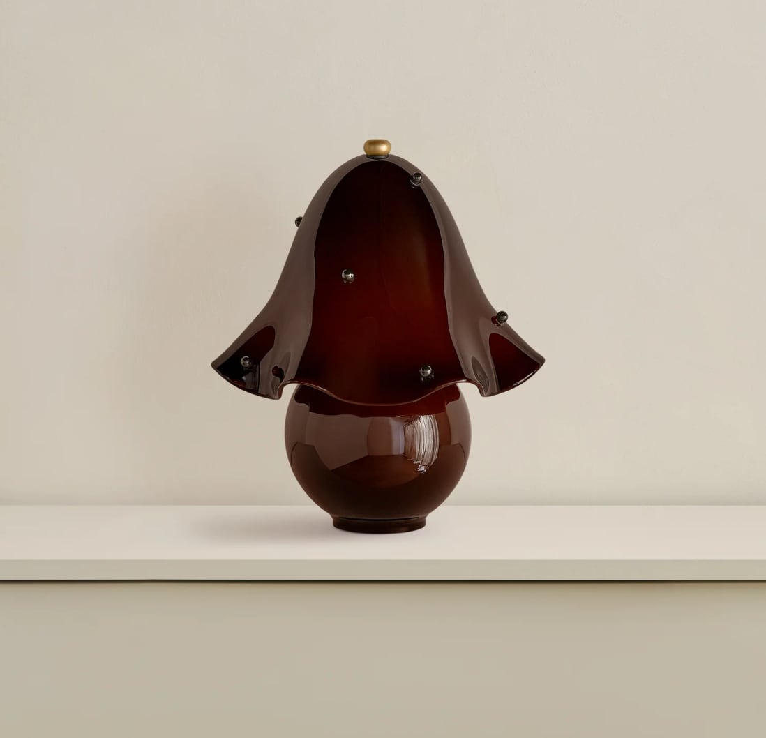 Rayvia French Rretro Handmade White Glass Table Lamp With Copper Accent