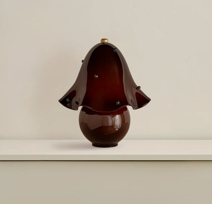 Rayvia French Rretro Handmade White Glass Table Lamp With Copper Accent