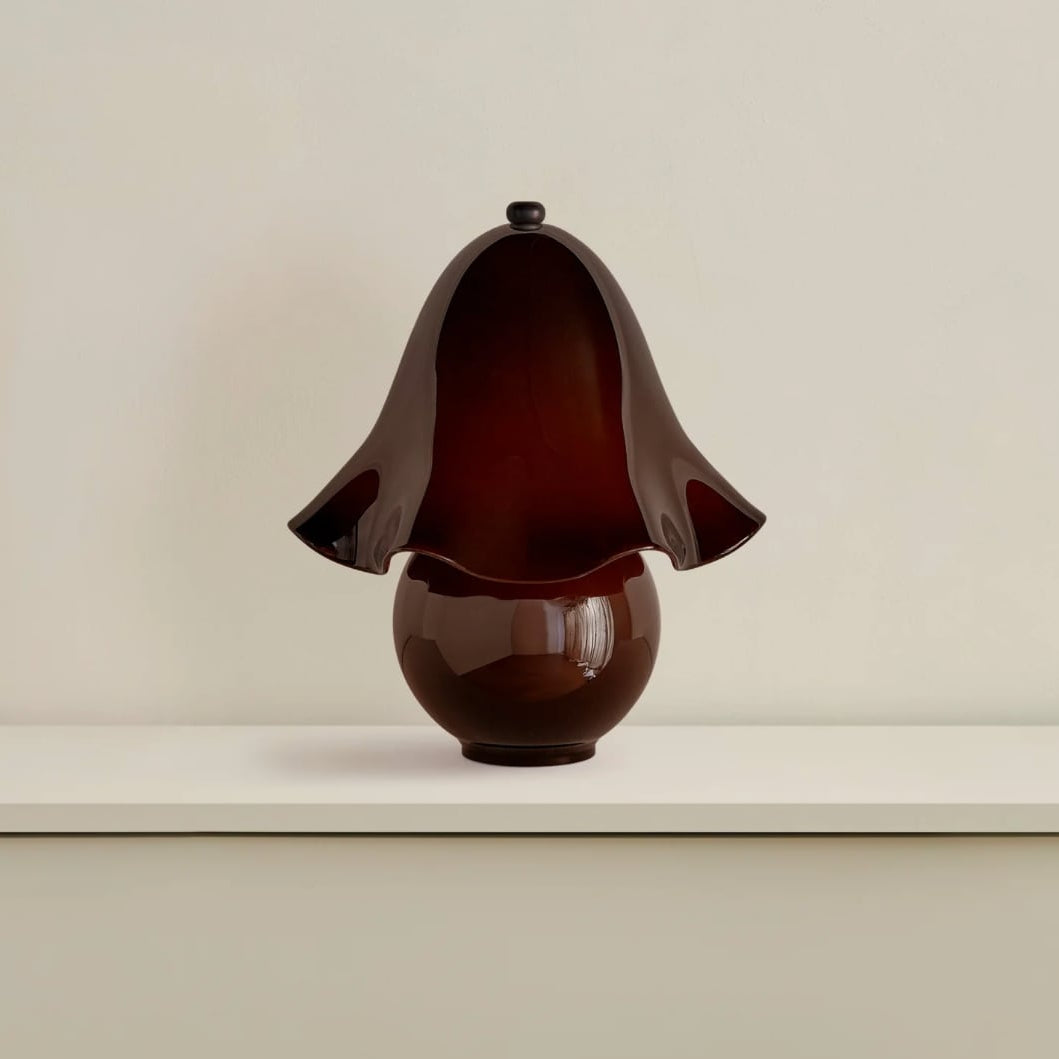 Rayvia French Rretro Handmade White Glass Table Lamp With Copper Accent