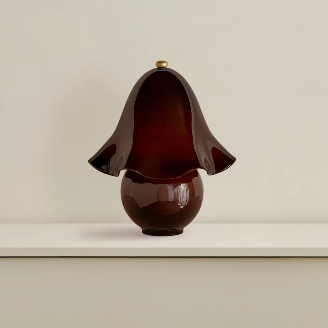 Rayvia French Rretro Handmade White Glass Table Lamp With Copper Accent