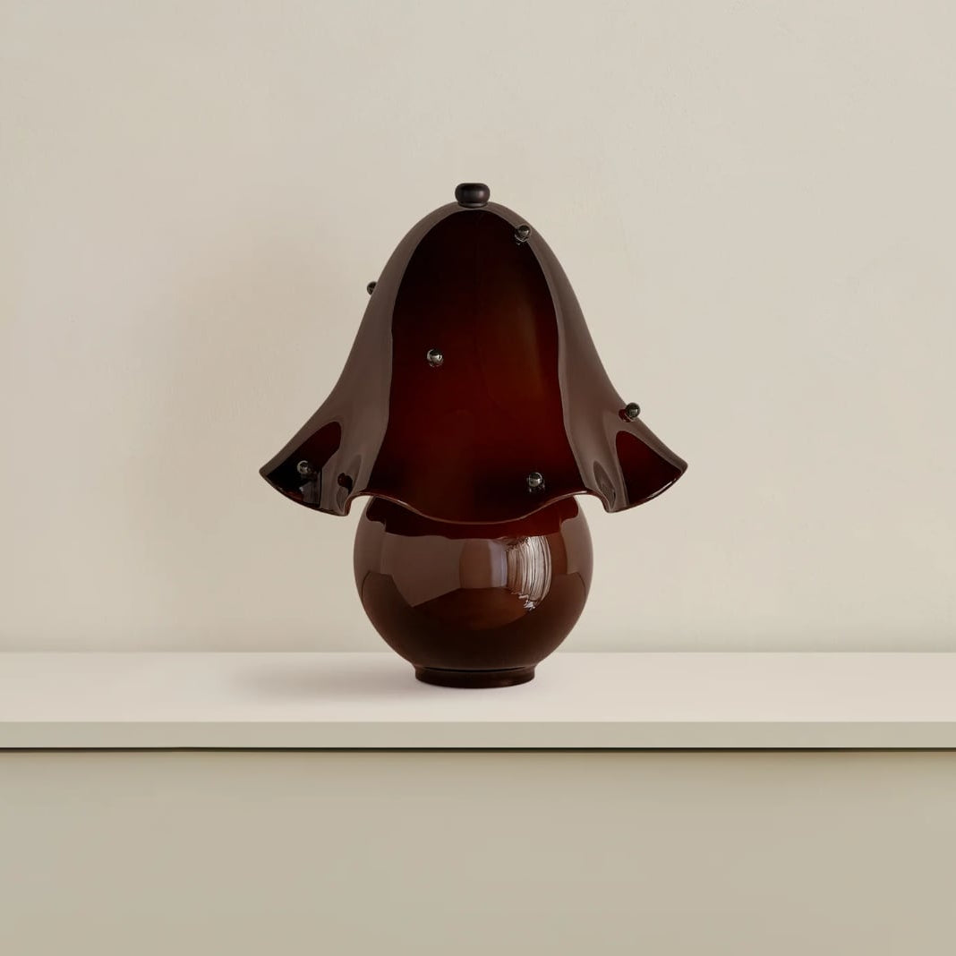 Rayvia French Rretro Handmade White Glass Table Lamp With Copper Accent