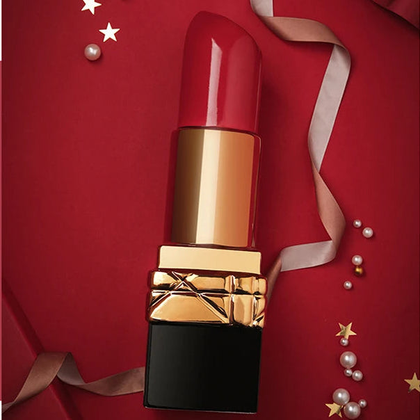 RoyaleGlow Lipstick Decor Vase - Chic Red Lip Cosmetic Home Accent, 26cm