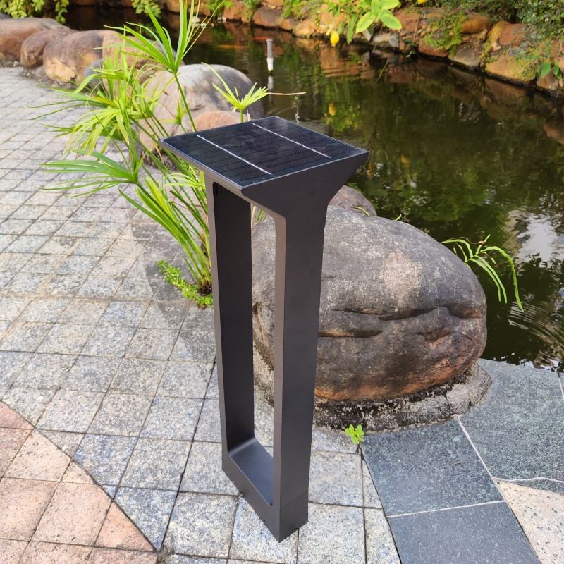 Royallure Solar Outdoor Lights - Scandinavian LED Garden Pathway Lighting