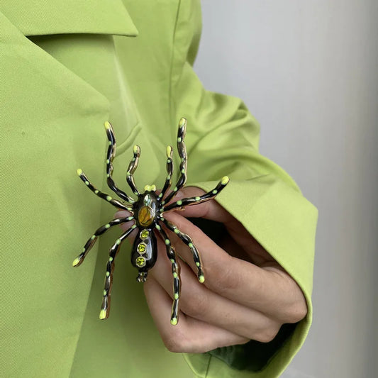 Large Size Exaggerated Funny Spider Brooch Creative Halloween Brooches Green Rhinestones Pin Punk Hip Hop Trend Jewelry Gift 0