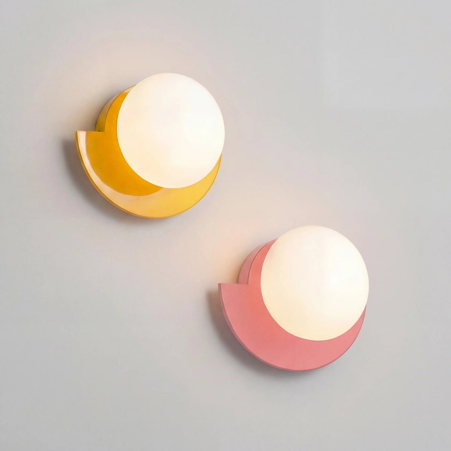 Linus Minimalist Colorful C.Wall Lamp 1