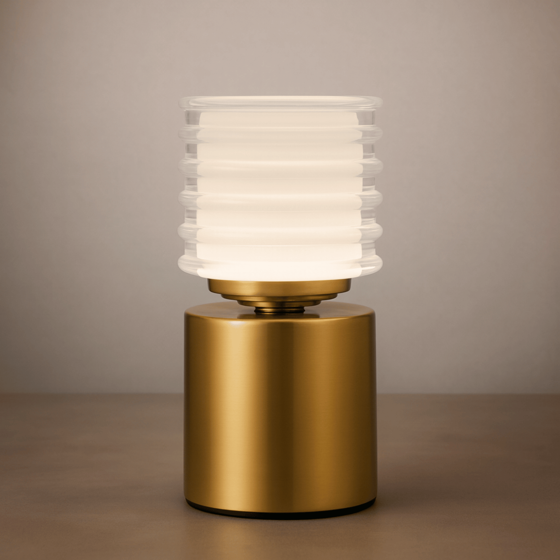 LumaPort Touch Lamp– Rechargeable LED Table Light