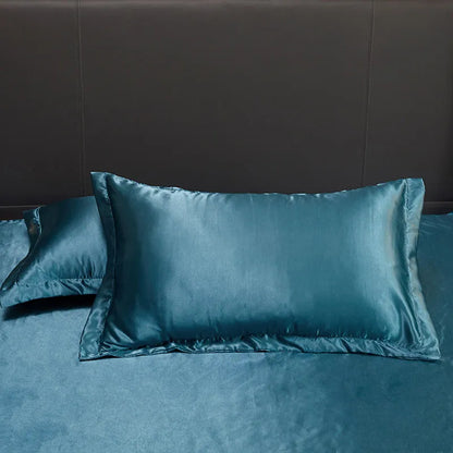 Royaleva Opulent Aqua Silk Satin Bedding Set for Luxurious Sleep