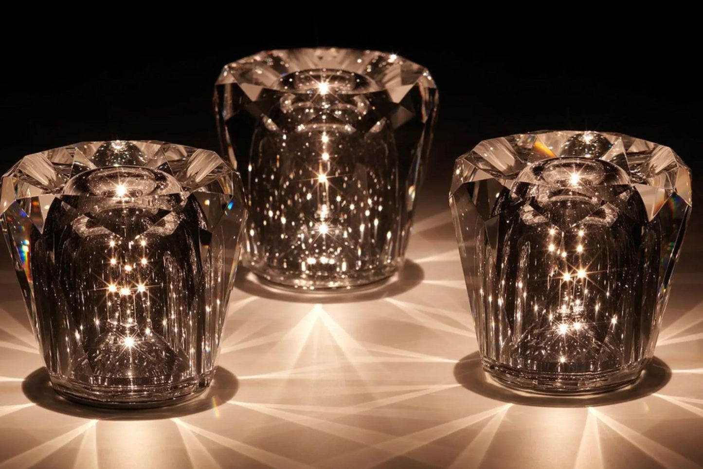 Luxury Rechargeable Diamond Crystal Table Lamp - Lumière Diamond 0