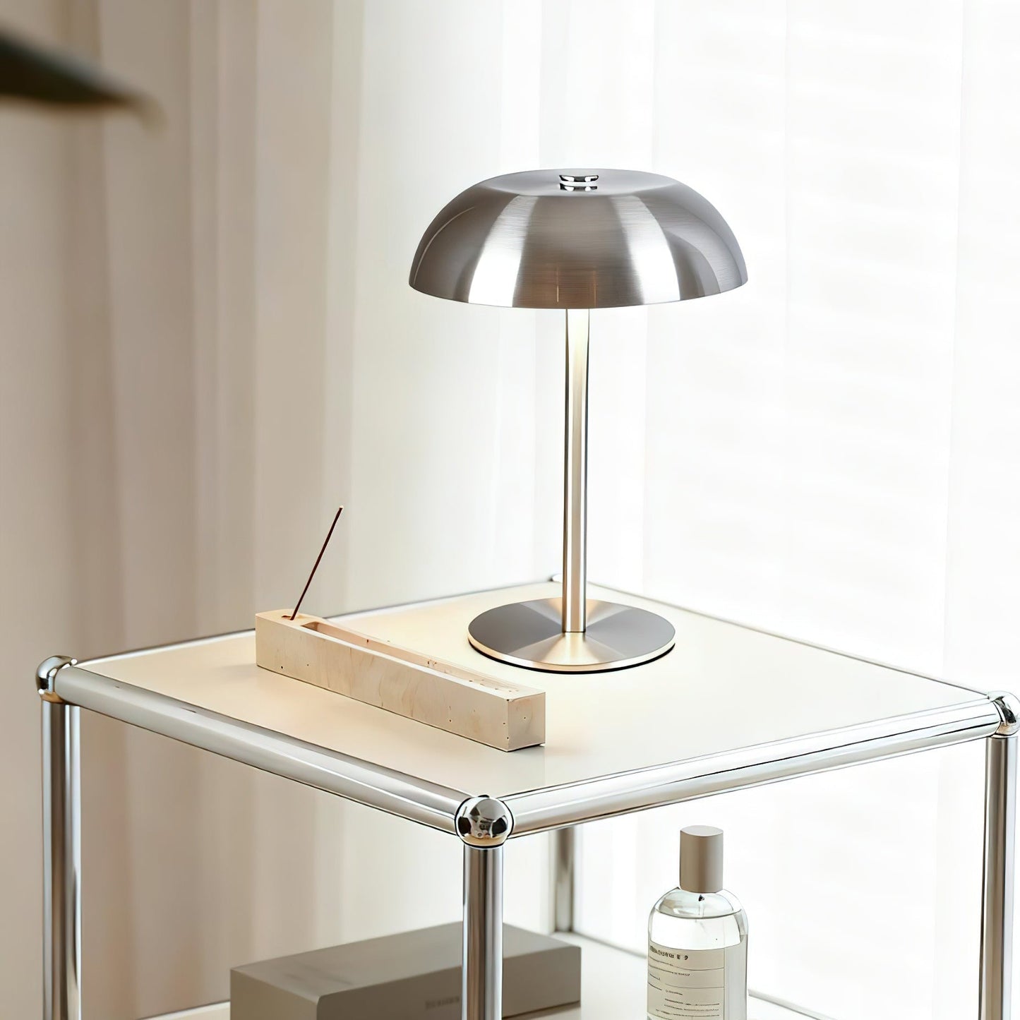 Modern Metal Table Lamp with Integrated LED – Crescent Design, Silver Finish 5