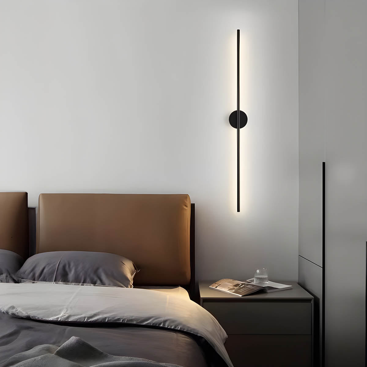 Nuvoro - Modern Wall Lamp in Aluminum and Silicone - Elegant Wall Sconce for Indoor Lighting - Different Sizes Available 5