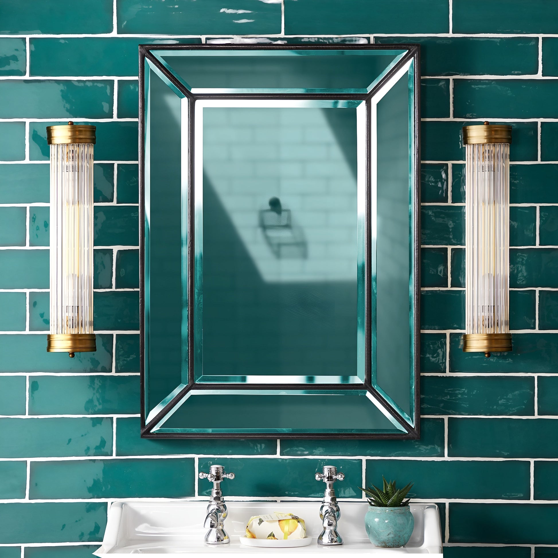 Royallure Art Deco Brass Wall Light Sconce for Bathroom and Living Room Illumination 4