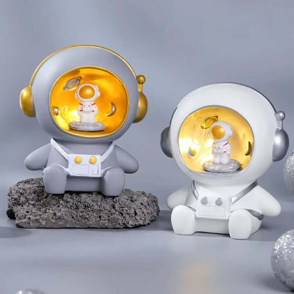Royallure Astronaut Piggy Bank and Night Lamp for Kids – Space-Themed Design, Dual Functionality, USB or Battery Powered 3