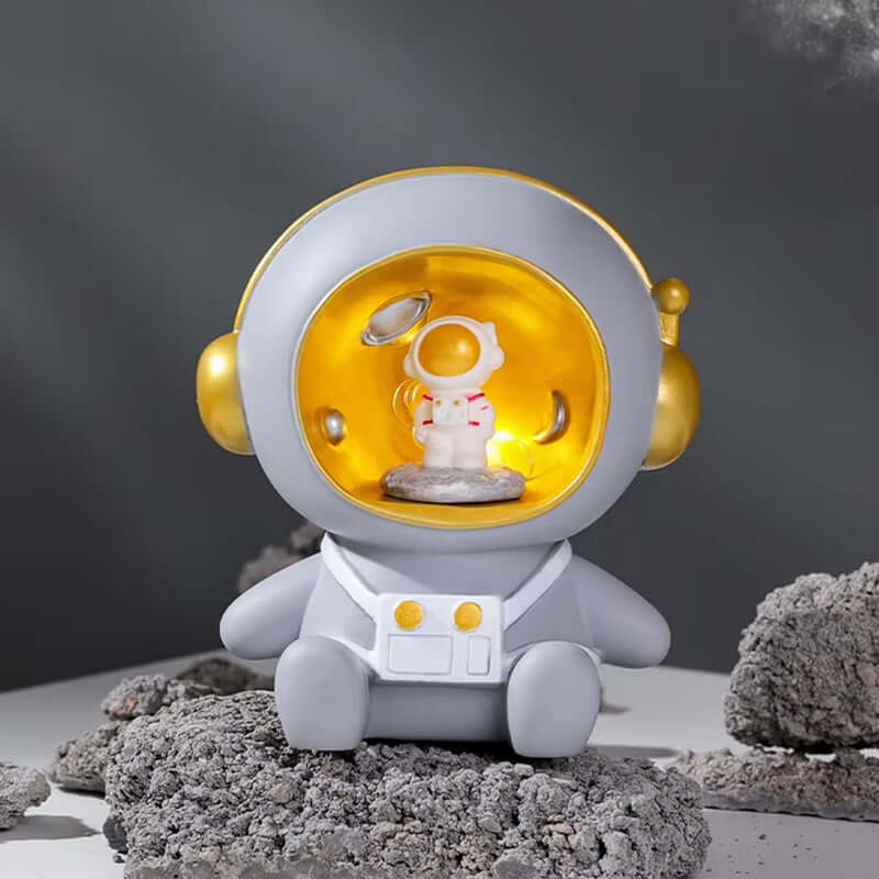 Royallure Astronaut Piggy Bank and Night Lamp for Kids – Space-Themed Design, Dual Functionality, USB or Battery Powered 6