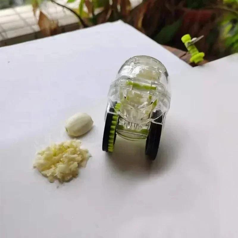 Royallure Garlic Chopper Wheel for Quick Mincing - Easy to Clean Chopper for Garlic 2