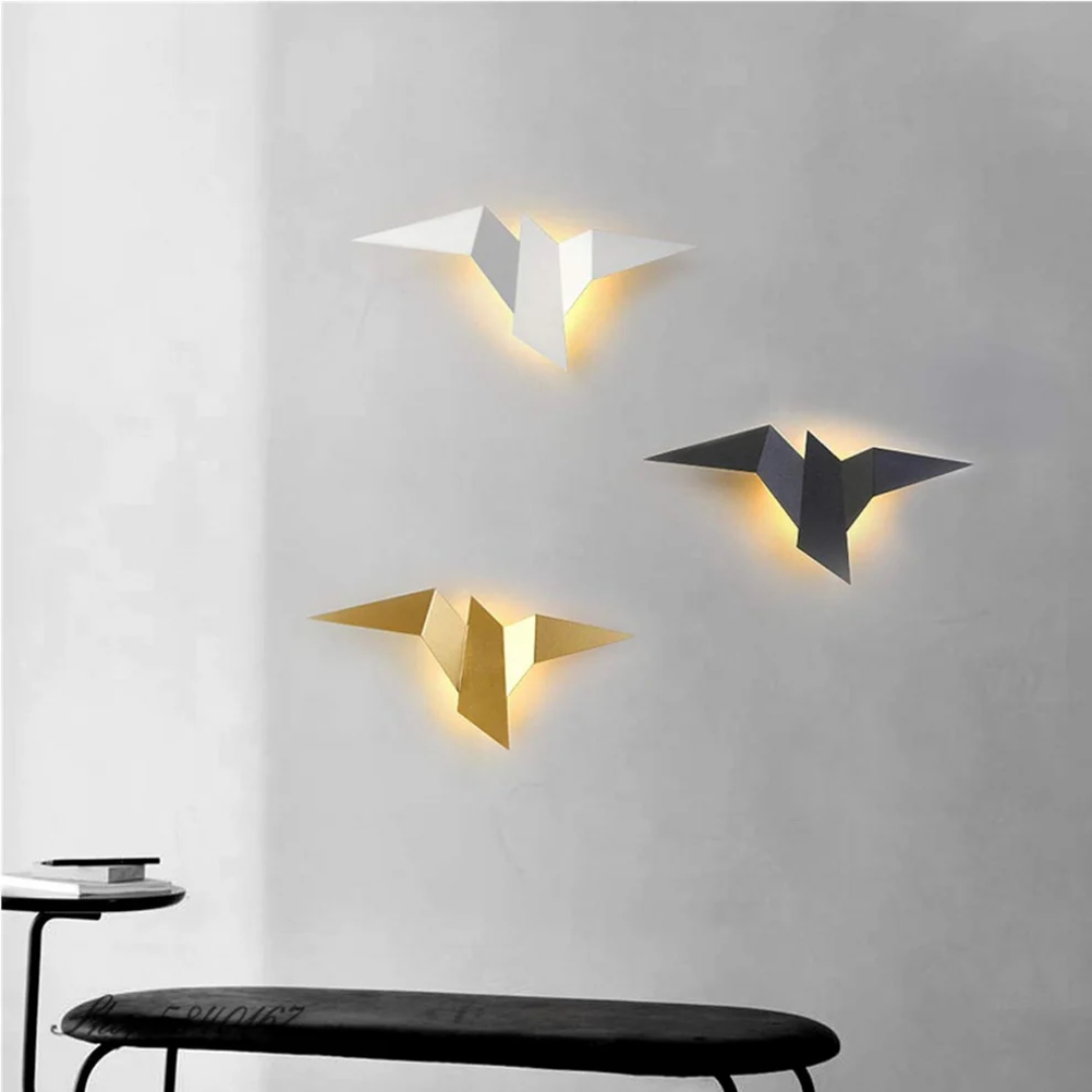 Royallure Modern Origami Wall Lamp - Stylish LED Wall Sconce Lighting for Indoor Spaces 7