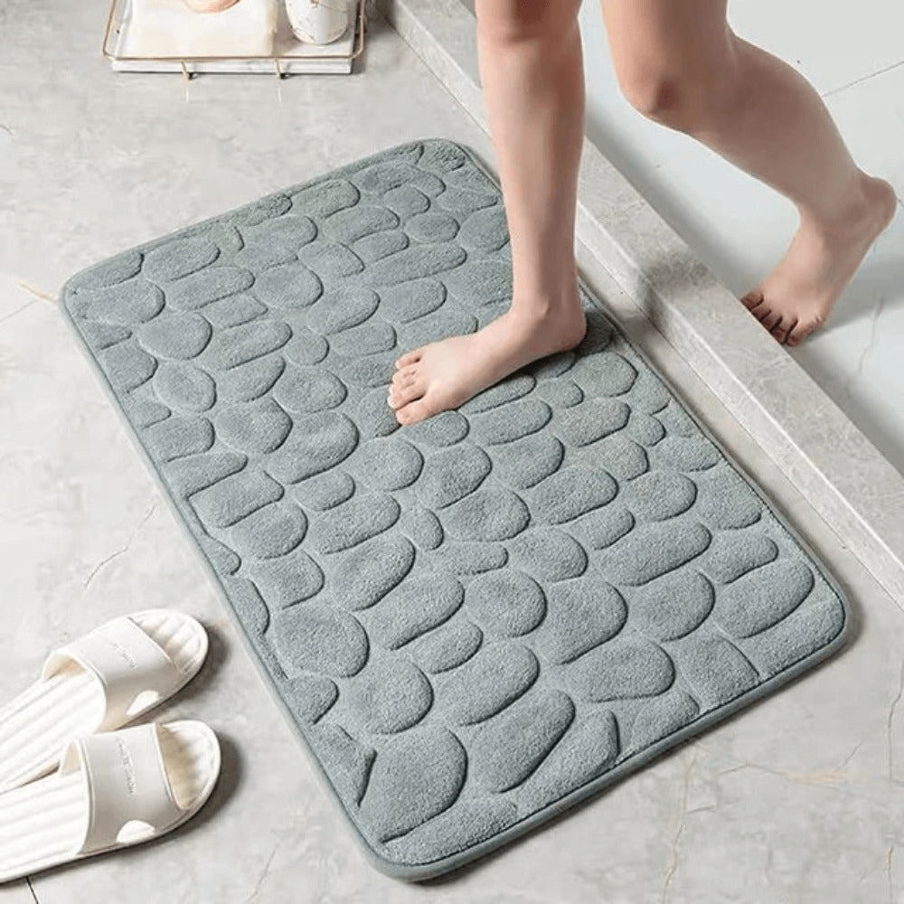 Royallure Non-Slip Memory Foam Bathroom Mat – Soft Cobblestone Bath Rug, Machine Washable, 15.7x23.6 & 19.6x31.5 Inches 2