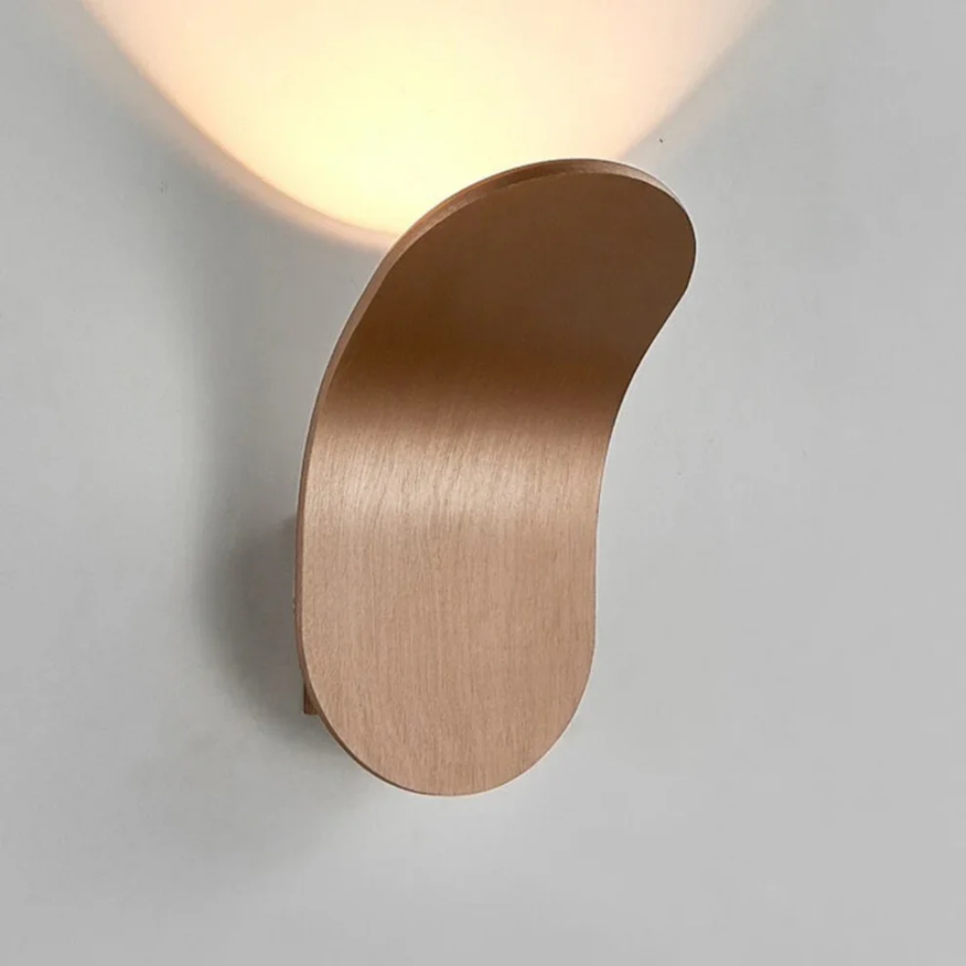 Royallure Scandinavian LED Wall Sconce, Minimalist Metal Wall Lamp for Modern Interiors 6