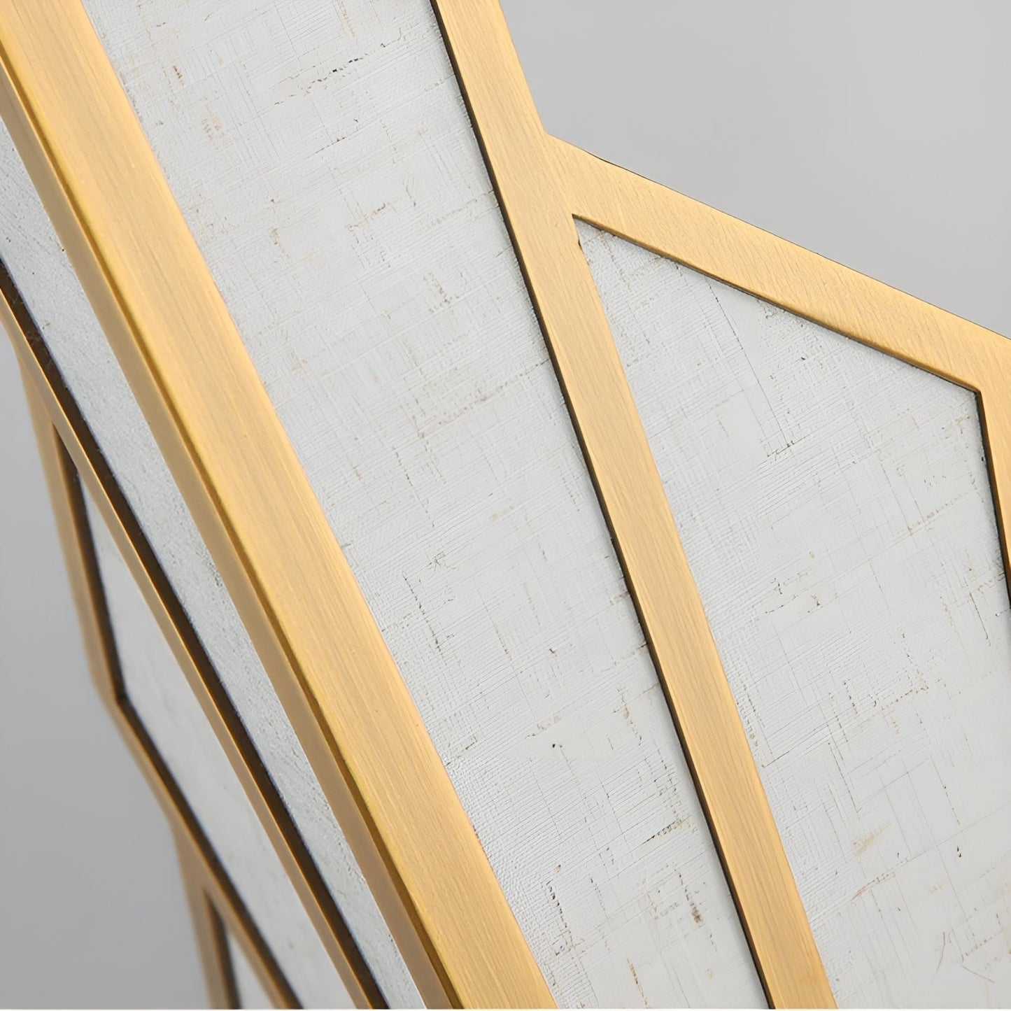 Royallure Sculptural LED Wall Light, Modern Bathroom Sconce for Home Decor 8