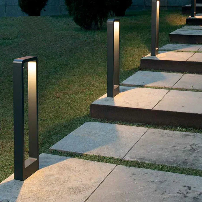 Royallure Solar Outdoor Lights - Scandinavian LED Garden Pathway Lighting 2