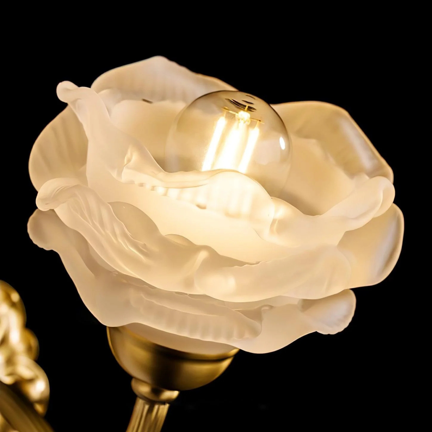 Royallure Vintage Rose Wall Lamp with Hand-Blown Glass and Brass Finish 7