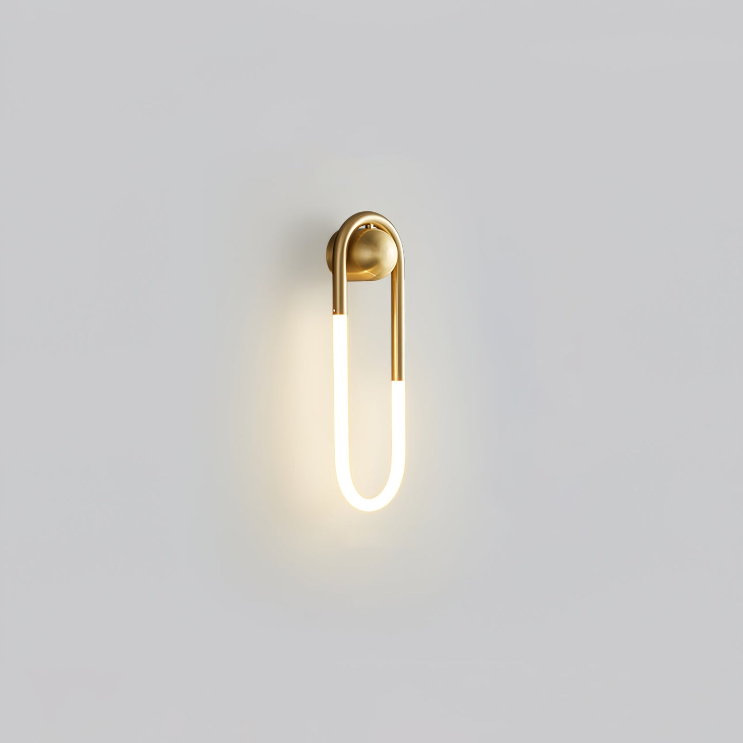 Rudi Loop Wall Lamp 0