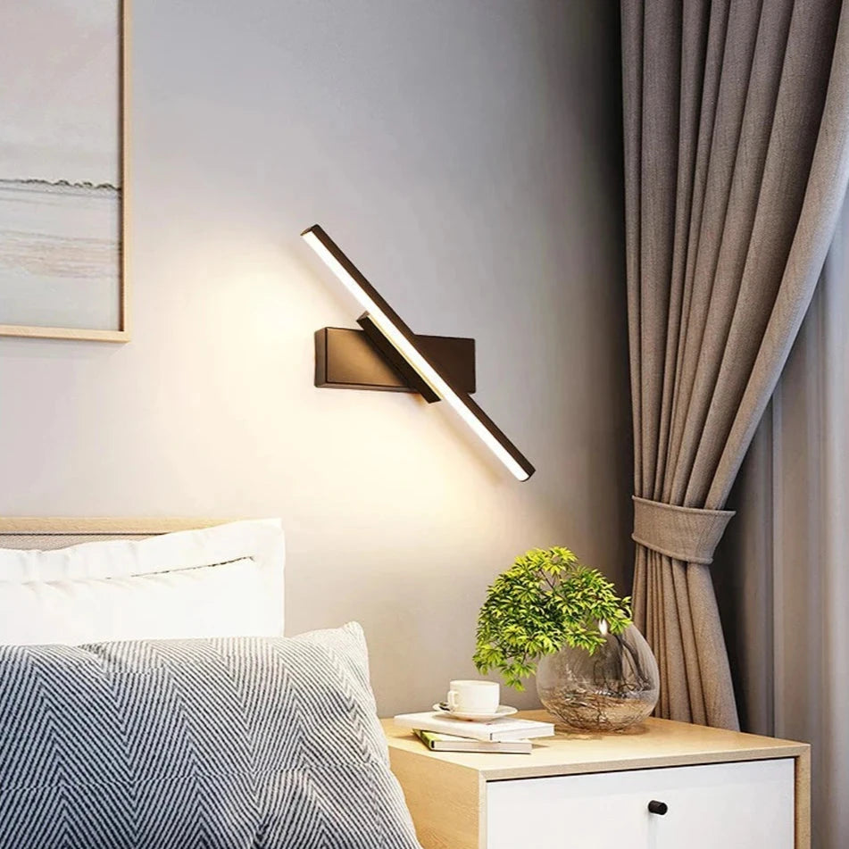Rotatable LED Wall Light - Modern Lamp for Bedroom & Living Room - Black / Nature White