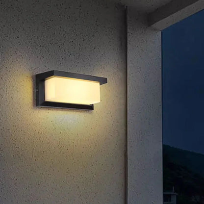European Modern Wall Sconce - Waterproof LED Wall Lamp for Balcony, Patio & Garden - 18W(601) / Warm White