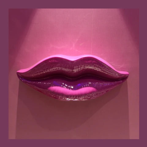 RoyaleGlow Pop Art Lips Wall Sculpture - Modern Glam Room Decor Statement Piece