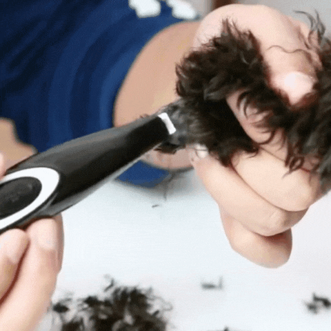 Royallure Ultra-Quiet Pet Trimmer with Safety Blade – Precision Grooming Tool for Stress-Free Pet Care