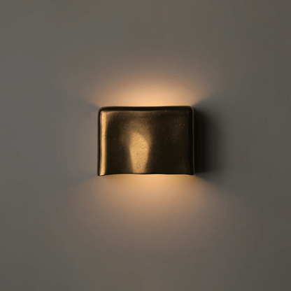 Vanta Curve Wall Light- Gold 1