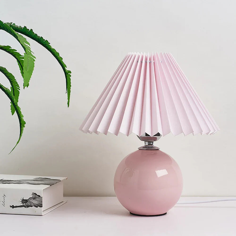 Luxora Antique Pleated - Vintage Pleated Table Lamp