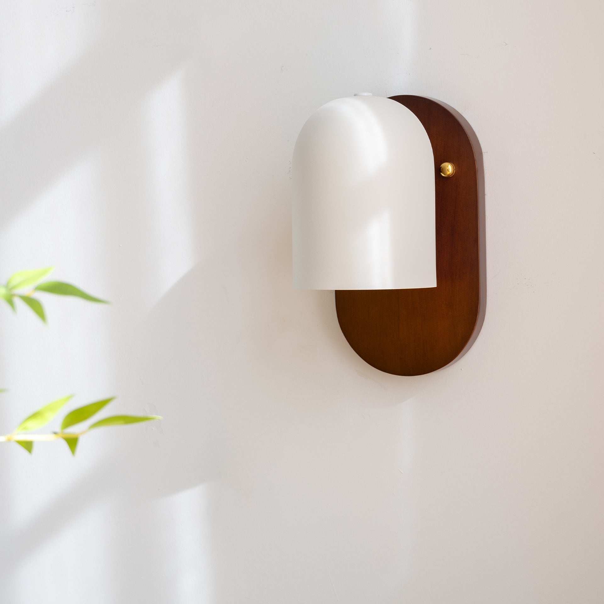 Zen Nordic wall light in walnut and metal, LED, 1 light 3