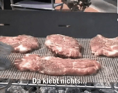 Royaleva Non-Stick Grill Mat for Easy BBQ Cooking
