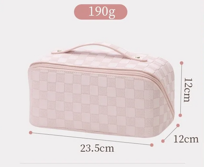 Luxora Elegant Makeup Bag - Stylish Travel Case for Beauty Essentials and Organizers