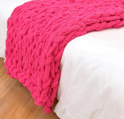 Royaleva Chenille Chunky Knitted Blanket Thick Cable Knit Throw for Couch Bed Sofa