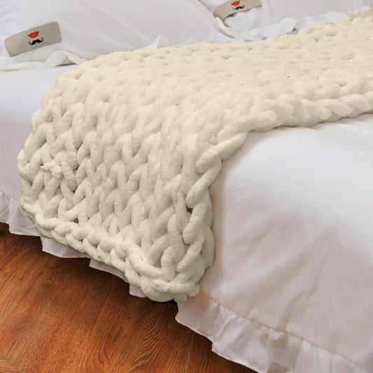 Royaleva Chenille Chunky Knitted Blanket Thick Cable Knit Throw for Couch Bed Sofa