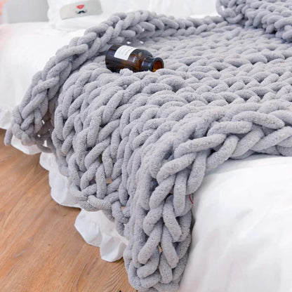 Royaleva Chenille Chunky Knitted Blanket Thick Cable Knit Throw for Couch Bed Sofa