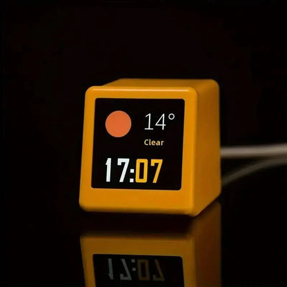 Luxora Wifi Weather Station with Real-Time Updates and Display