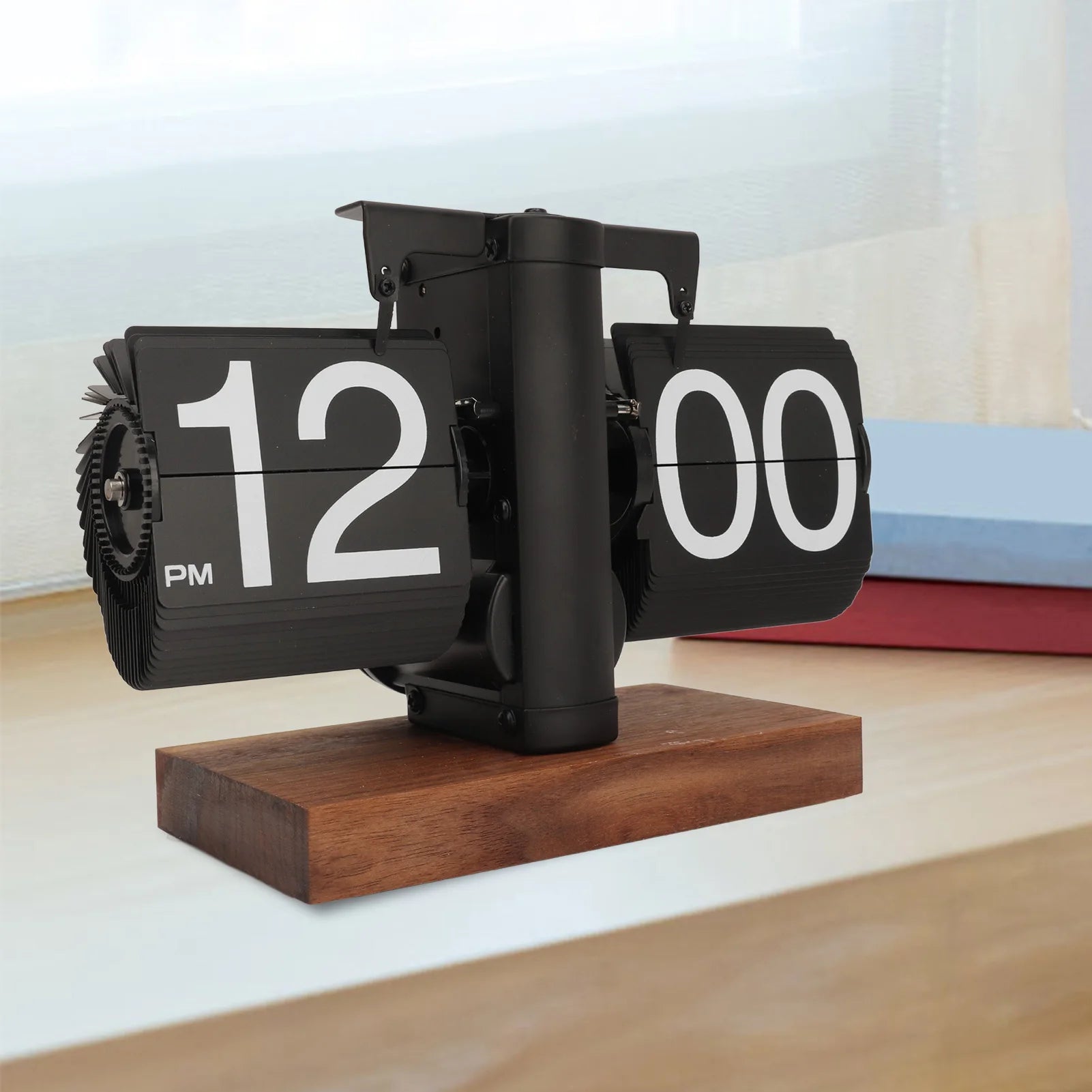 Vintage Flip Clock With Black Walnut Finish 12-Hour Display Large Easy-To-Read Numbers Smooth Time Adjustment Durable PVC Construction Battery Powered Retro Desk Decor For Home Or Office