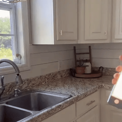 Royelux EasyStick Motion Light - USB Rechargeable Under Cabinet Light - Silver / 20cm / 8in