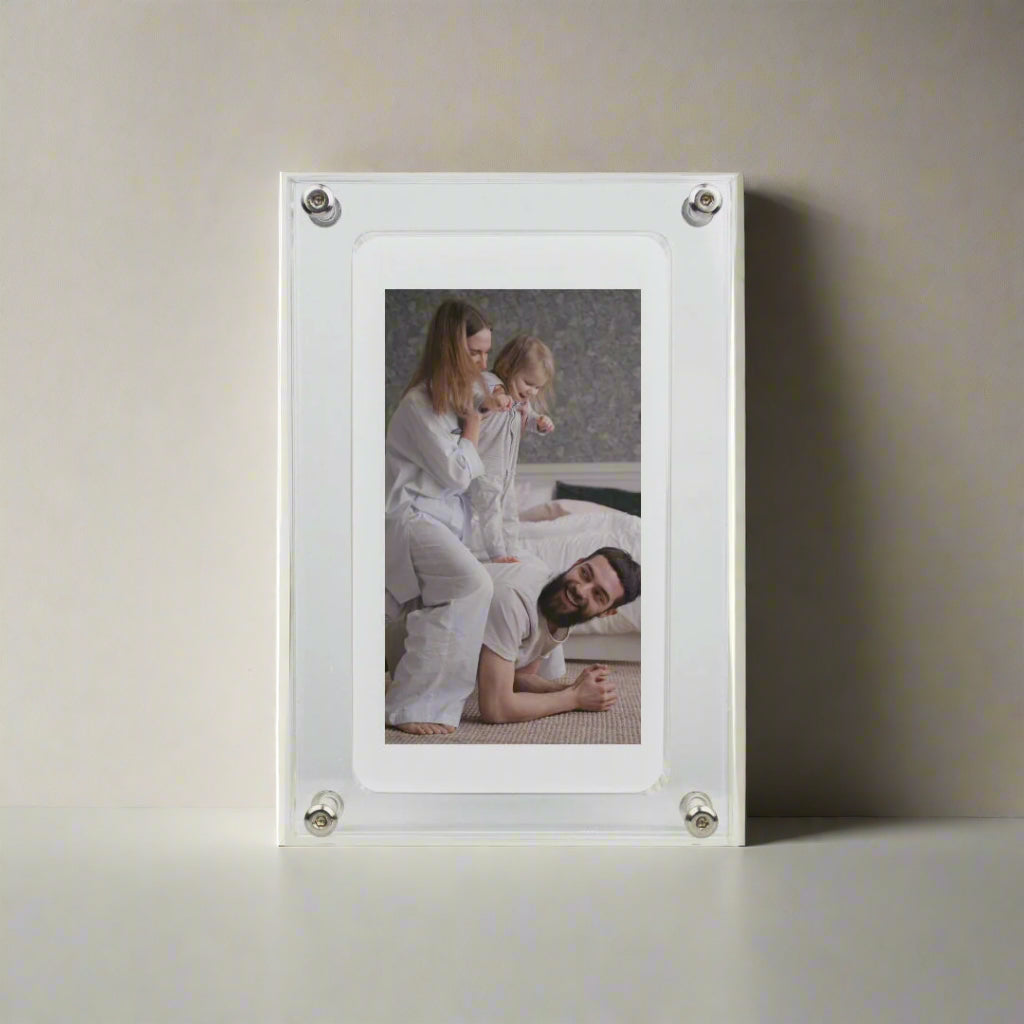 Royaleva Motion Video Frame – Acrylic Digital Display, Customizable & Rechargeable - 5inches / Plug