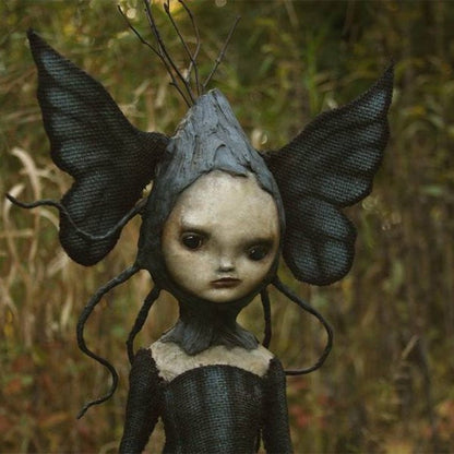 Luxora The Dark and Bizarre Art – Creepy Witch Sculptures
