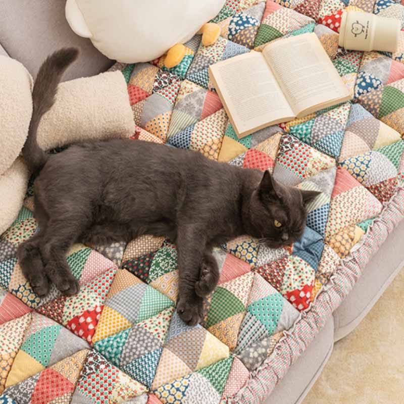Pawelux Garden Chic Cotton Couch Protector Cover – Scratch-Resistant Sofa Shield for Pet Owners