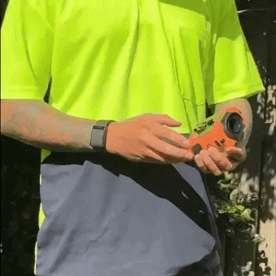 Royaleva 6000mAh Outdoor Portable Waist Fan for Cool Air