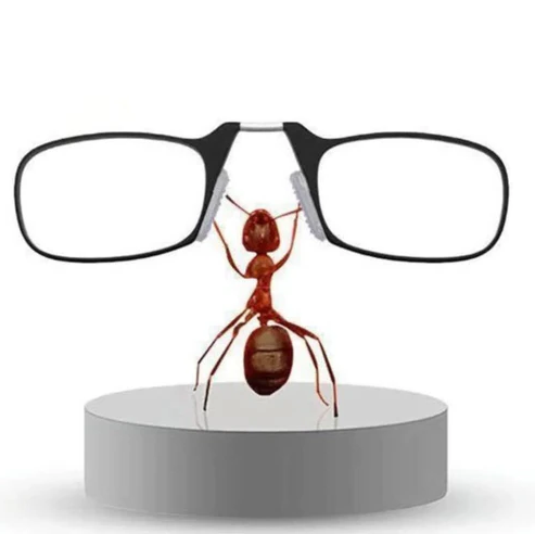 Luxora Foldable & Functional Glasses for Easy Reading