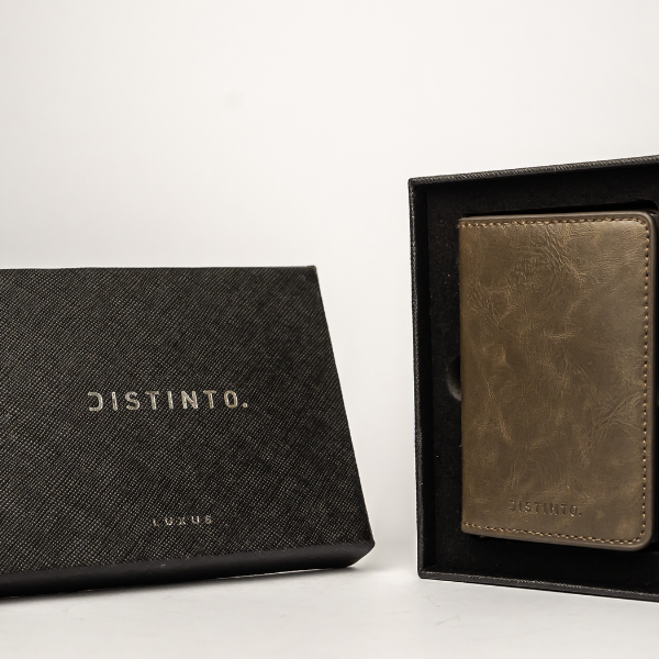 Royaleva Sleek RFID Pop-Up Wallet for Easy Card Access