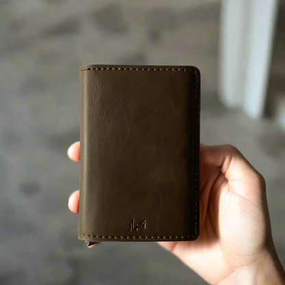 Royaleva Sleek RFID Pop-Up Wallet for Easy Card Access